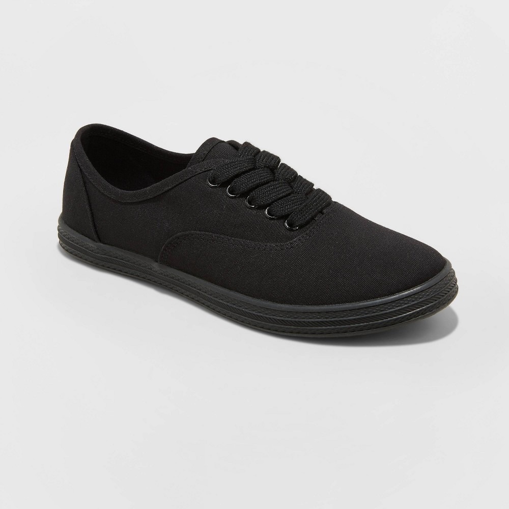 Universal Thread Black Sneakers